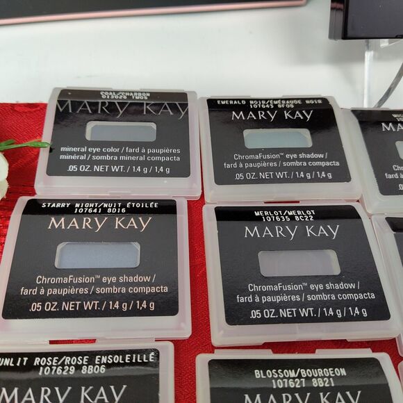 NEW Lot of 33 - Mary Kay ChromaFusion Eyeshadow Assortment .05 oz - Picture 4 of 14